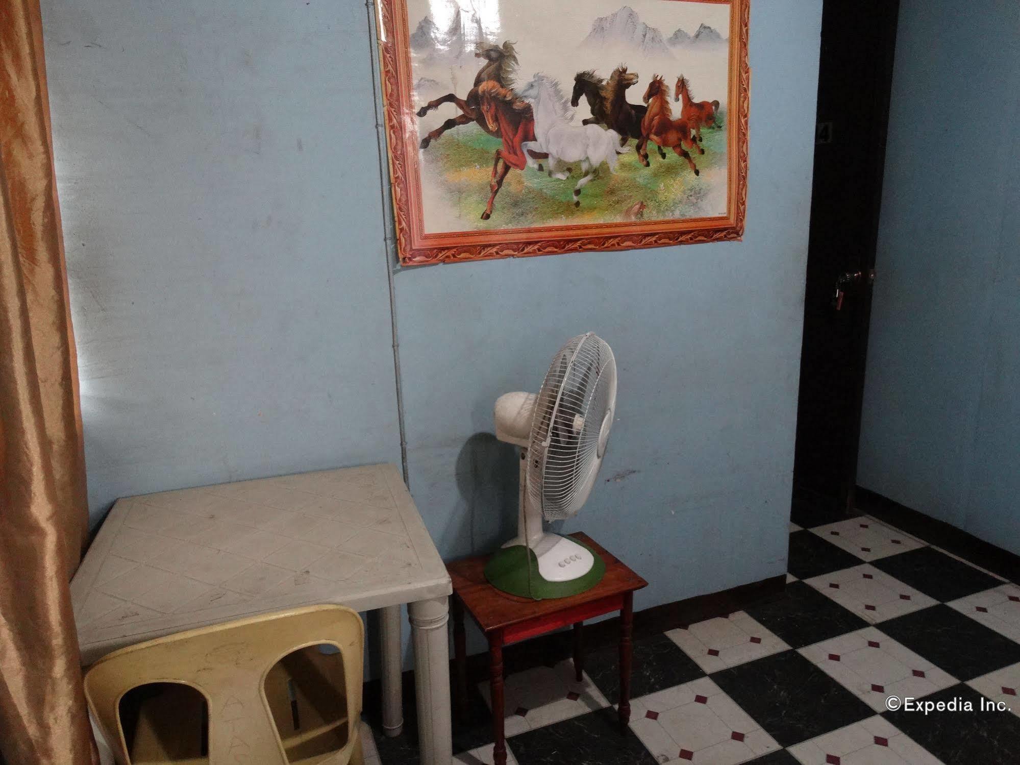 Quoyas Inn Davao City Kültér fotó