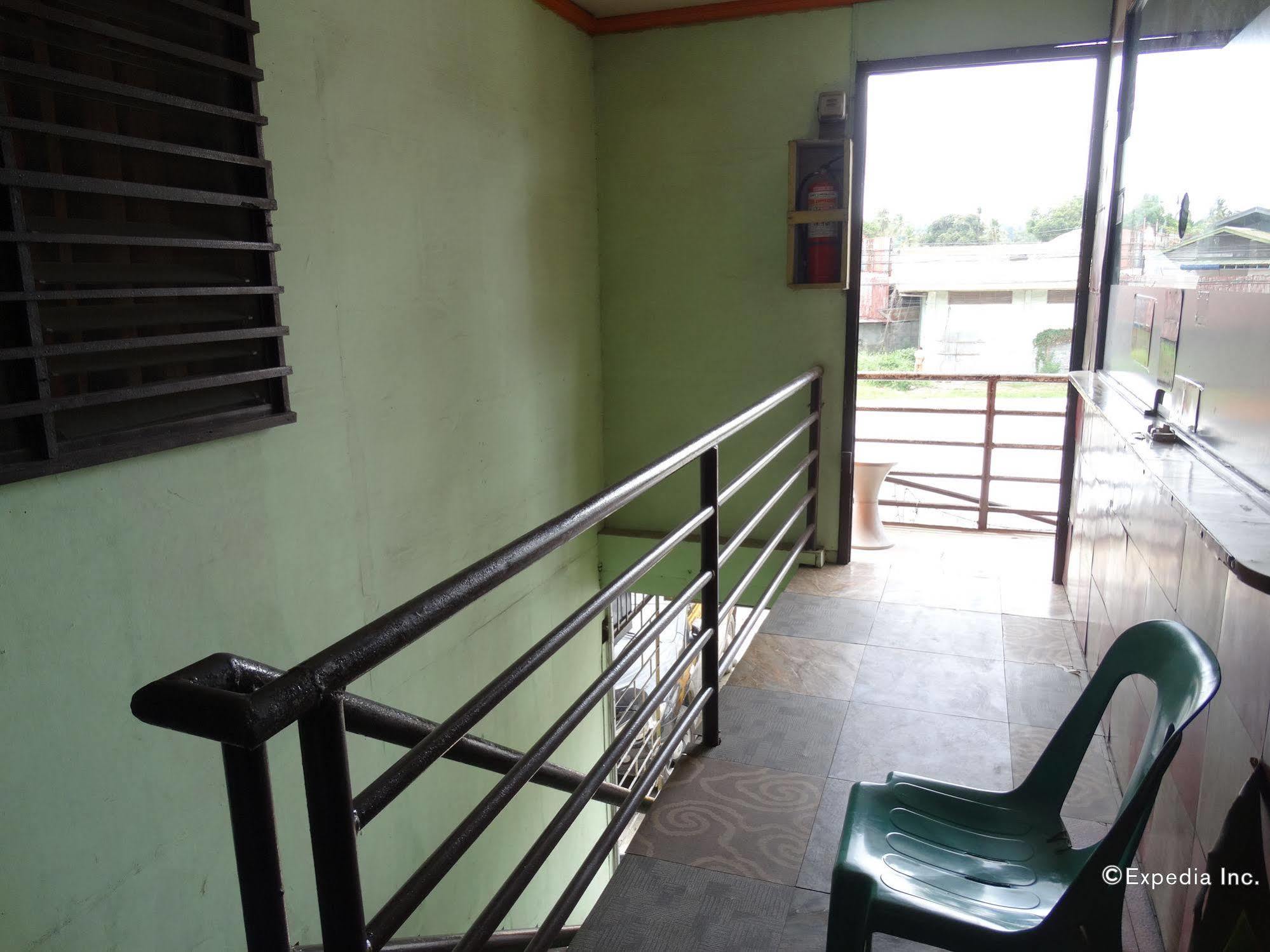 Quoyas Inn Davao City Kültér fotó